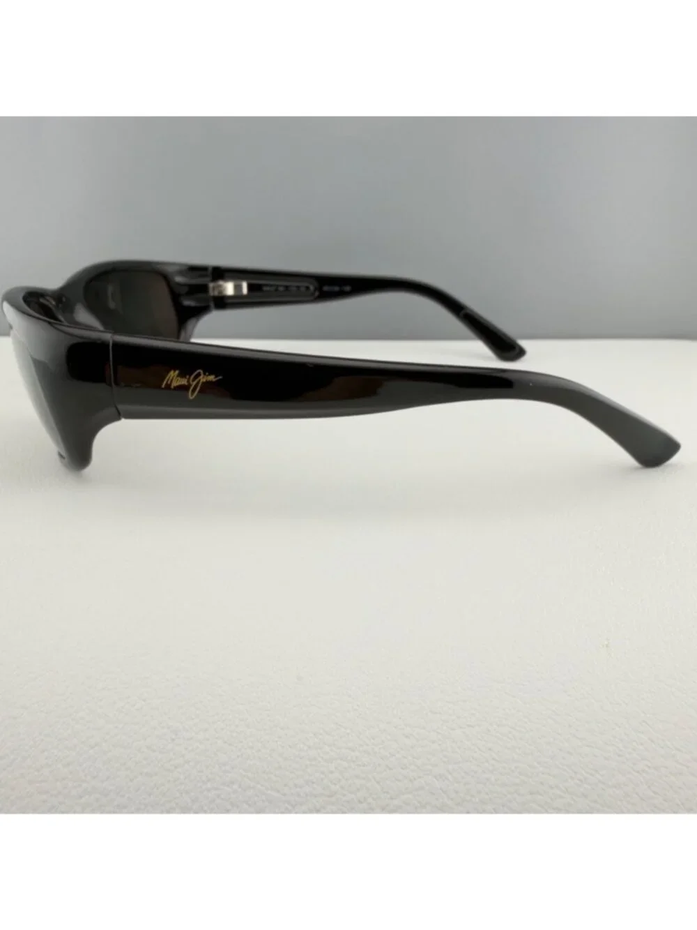 Maui Jim Sunglasses Stingray Gloss Black Wrap MJ 103-02 55-22-129